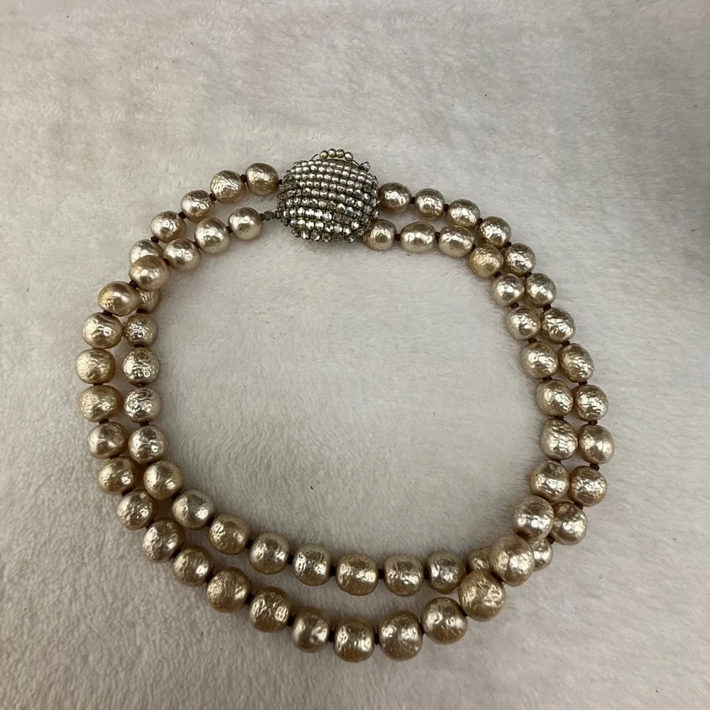 Vintage Miriam Haskell Necklace Gold Tone Faux Pearl Rhinestone Clasp 13
